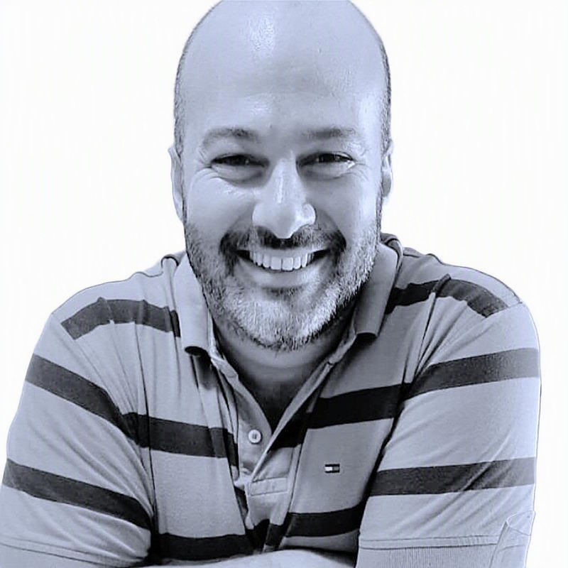 Dr. Federico Harkes